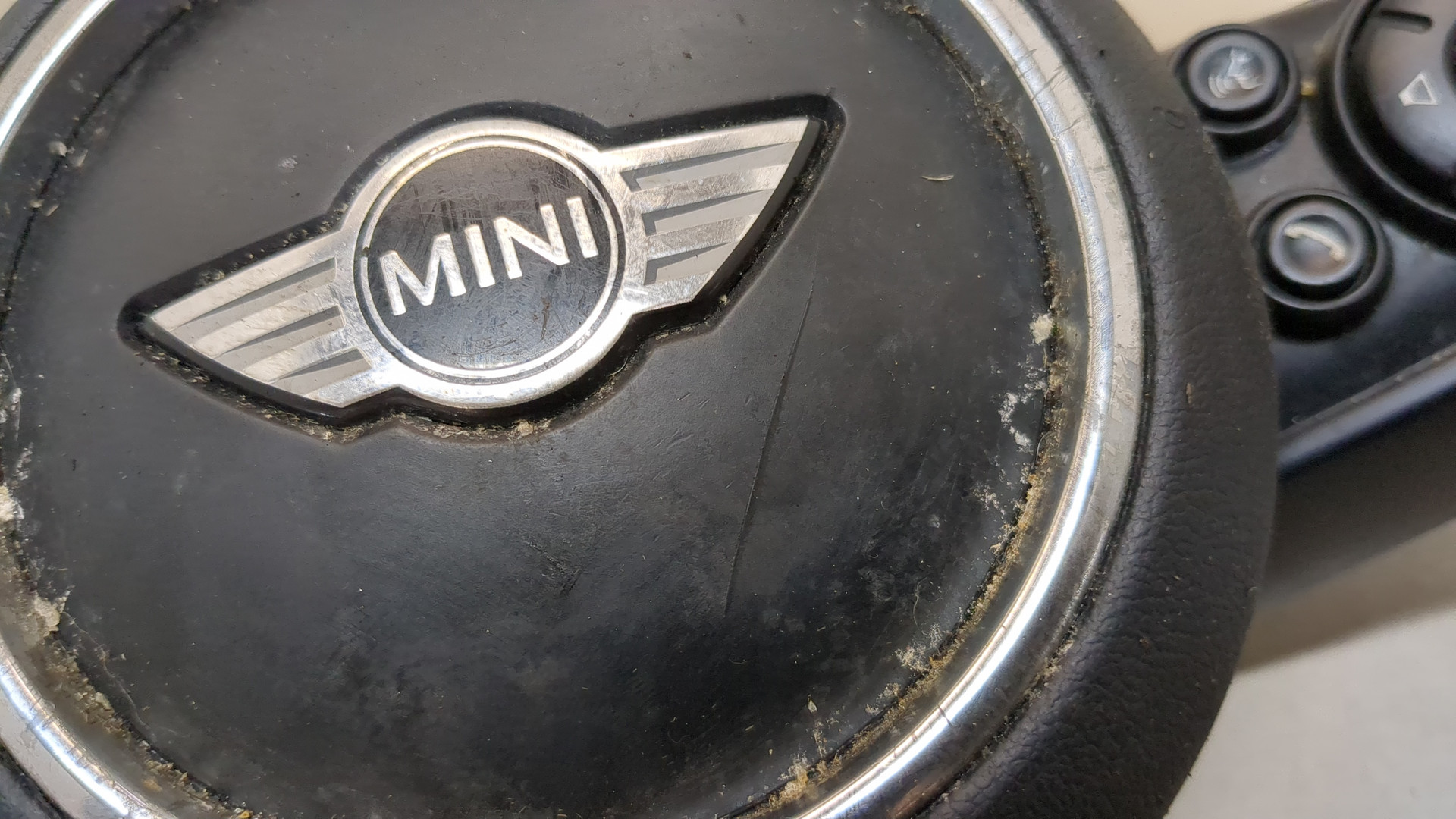 Рулевое колесо (руль)