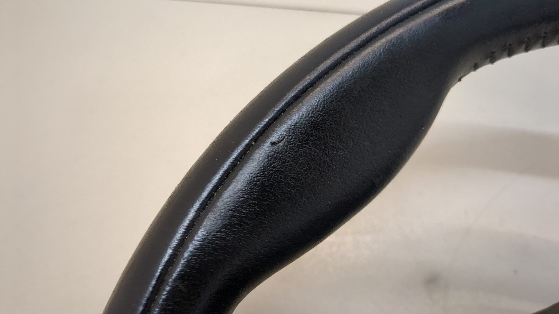 Рулевое колесо (руль)