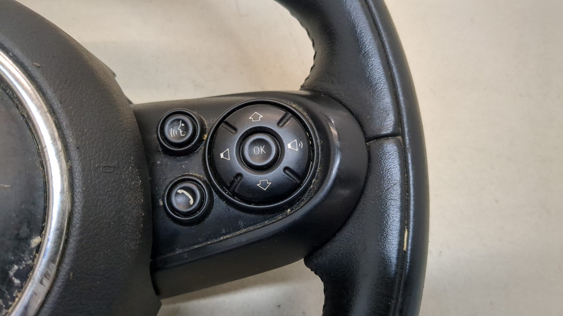 Рулевое колесо (руль)