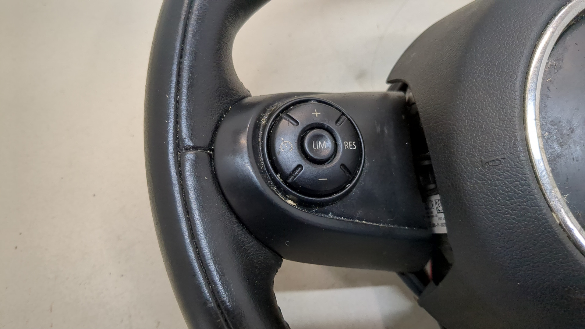 Рулевое колесо (руль)