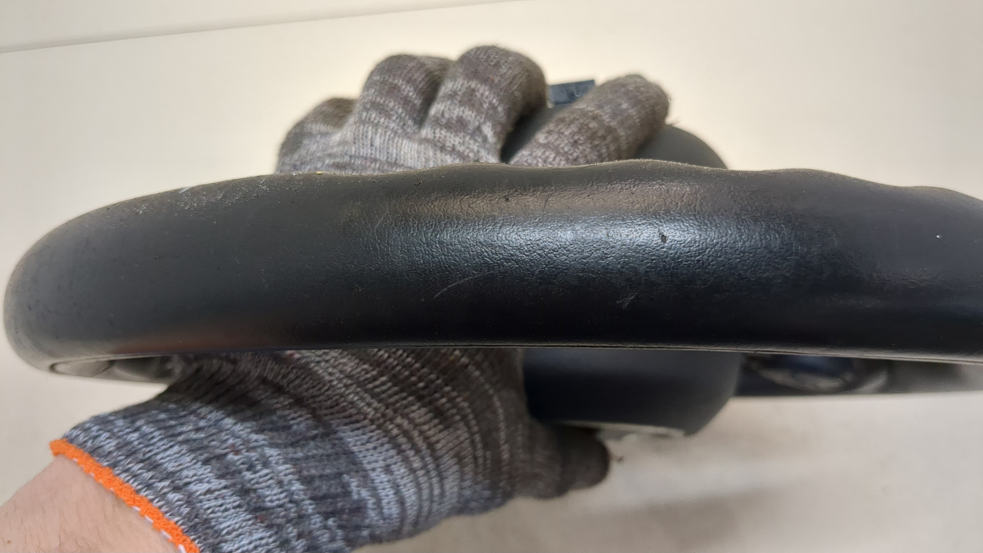 Рулевое колесо (руль)