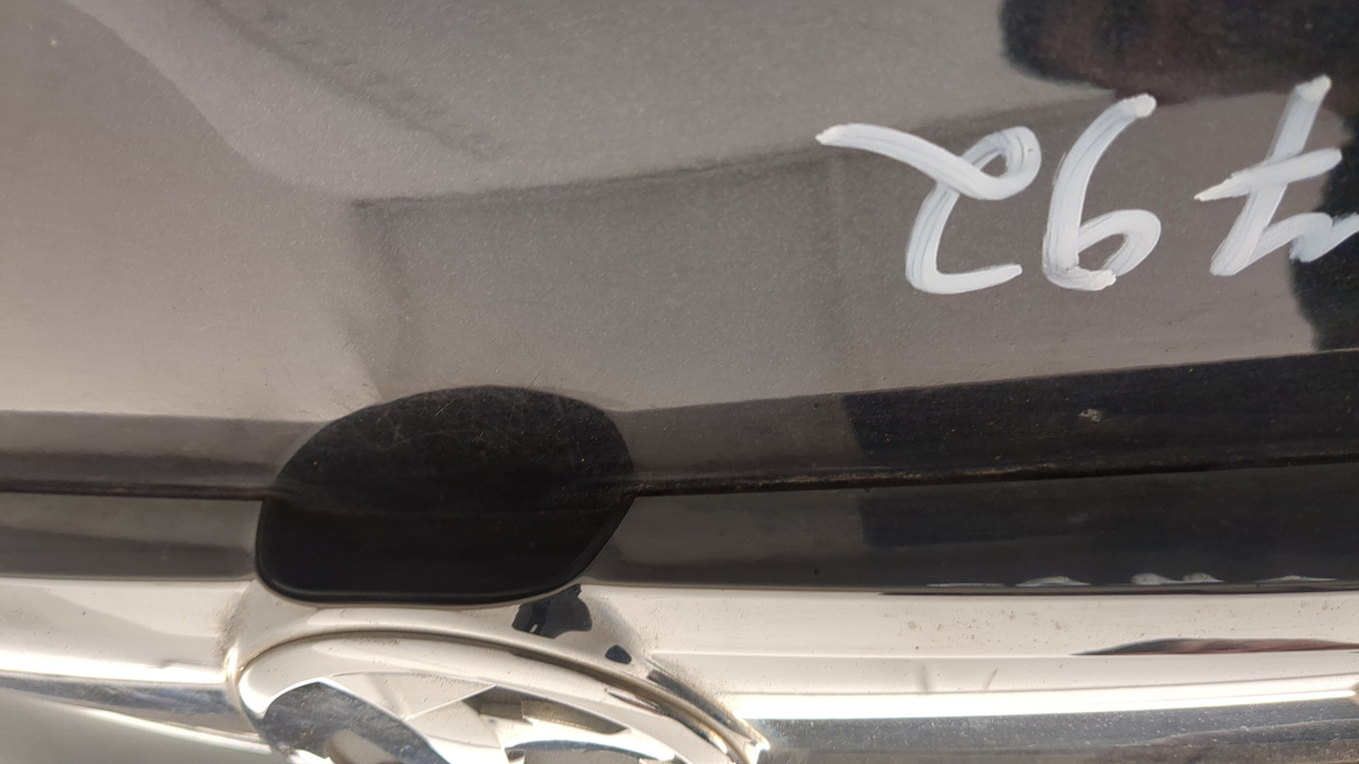 Дверь багажника