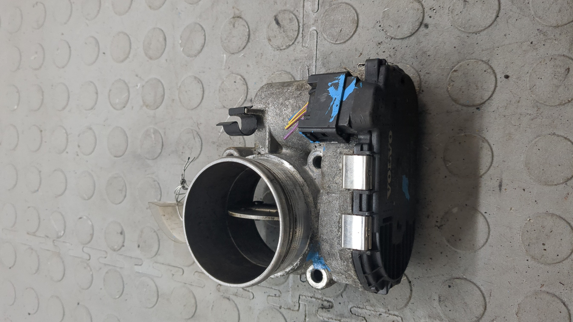 Заслонка дроссельная электрическая