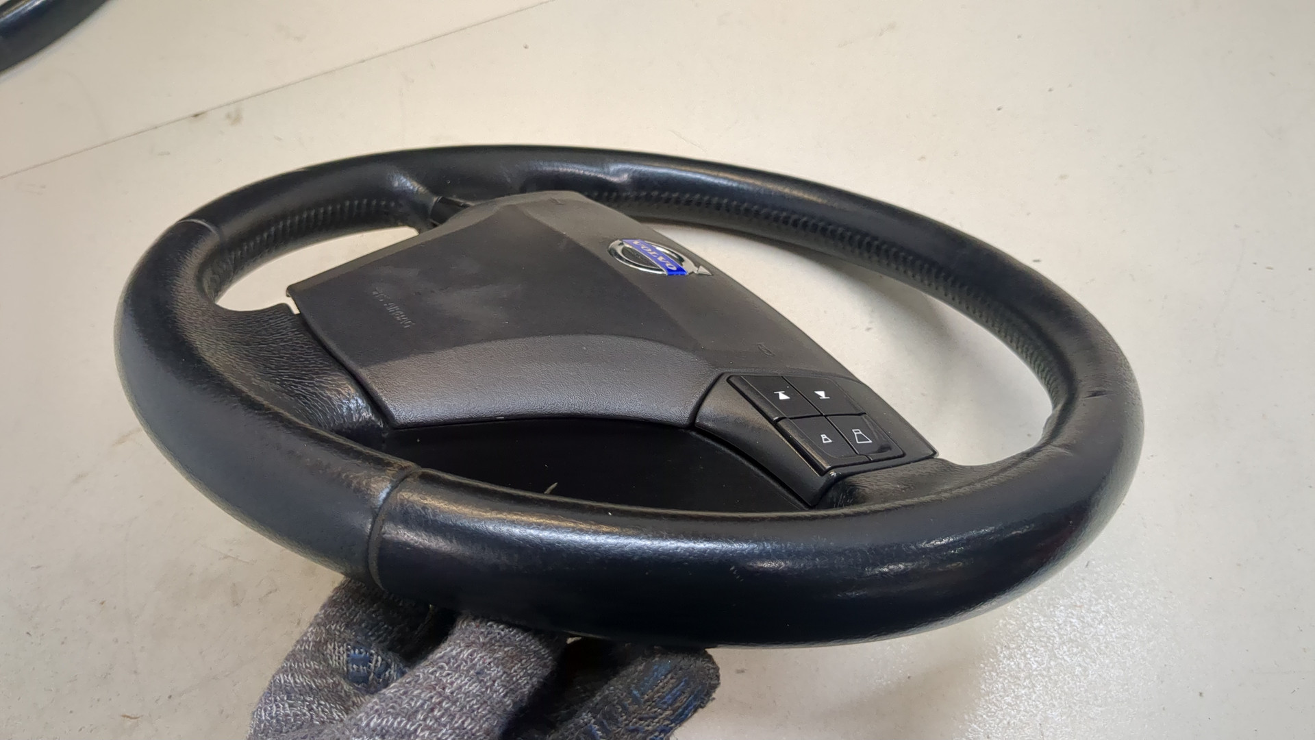 Рулевое колесо (руль)