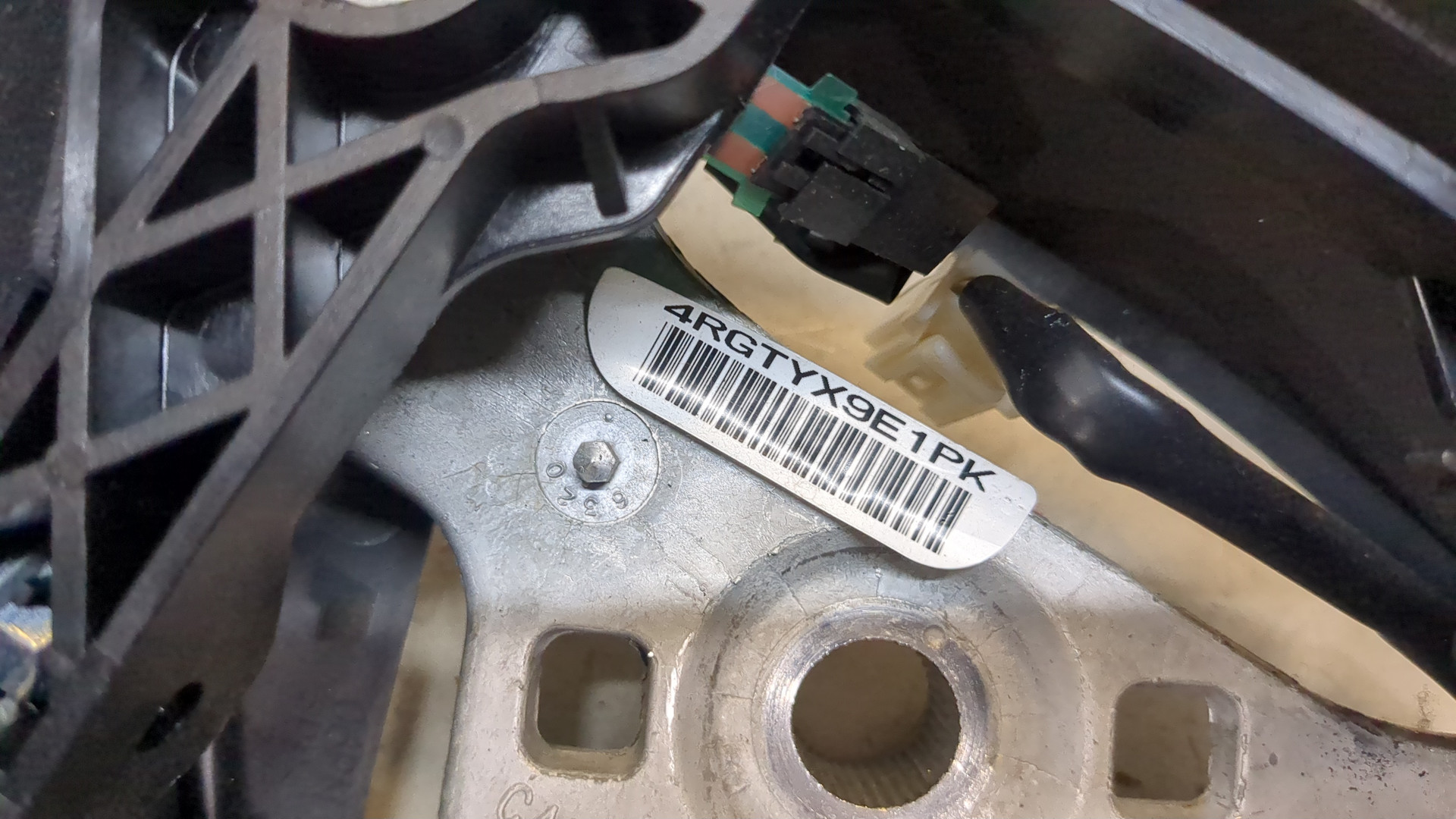 Рулевое колесо (руль)