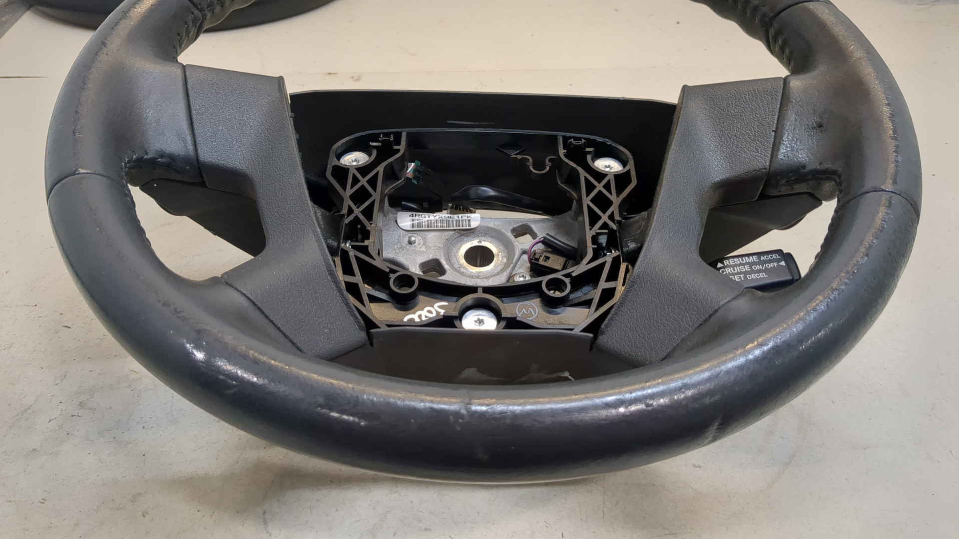 Рулевое колесо (руль)