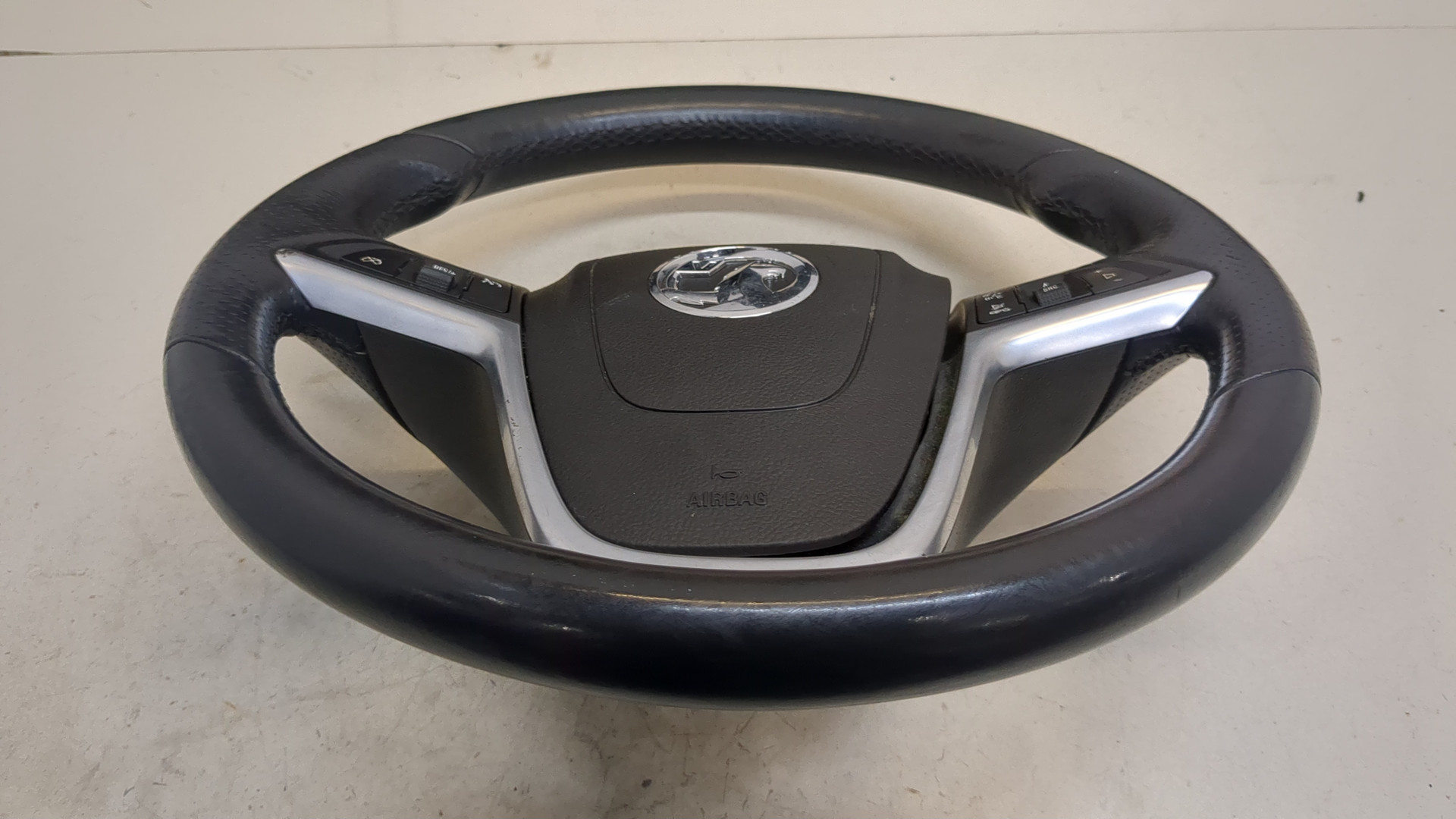 Рулевое колесо (руль)