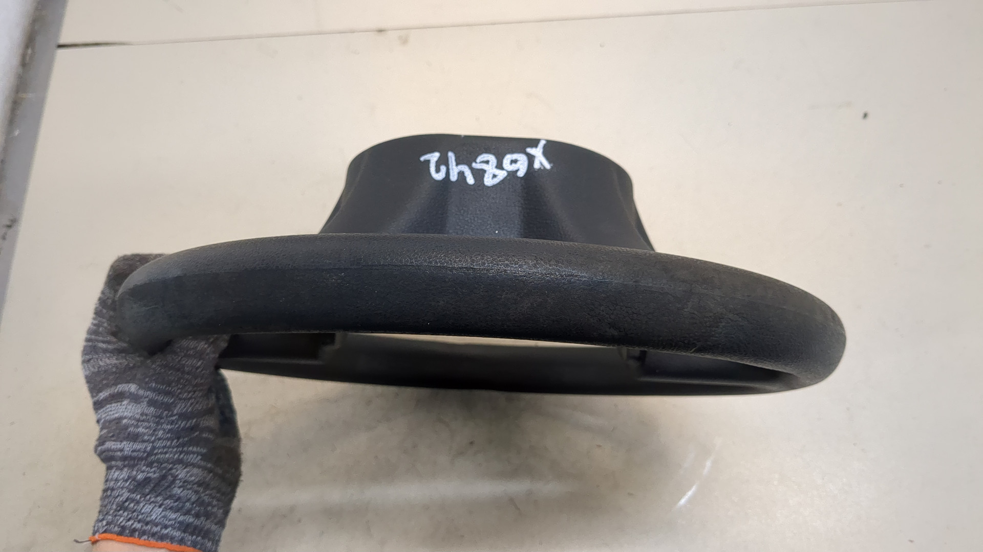 Рулевое колесо (руль)