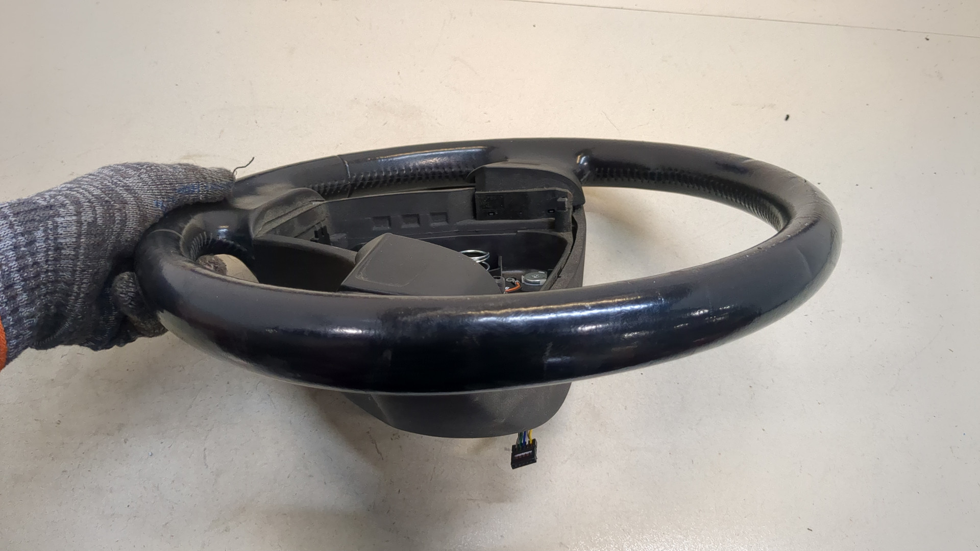 Рулевое колесо (руль)