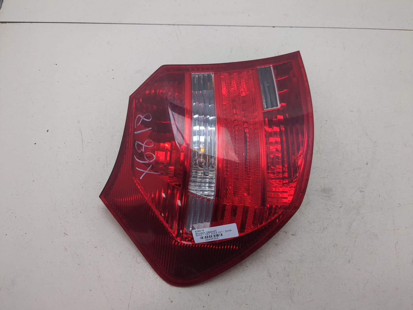 Фонарь задний левый