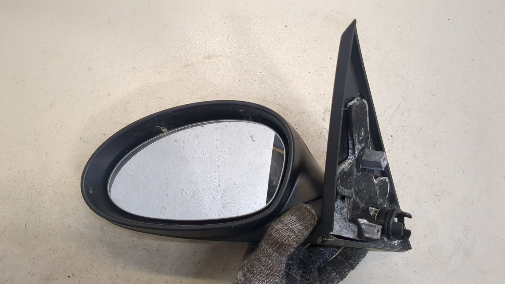 Зеркало левое электрическое