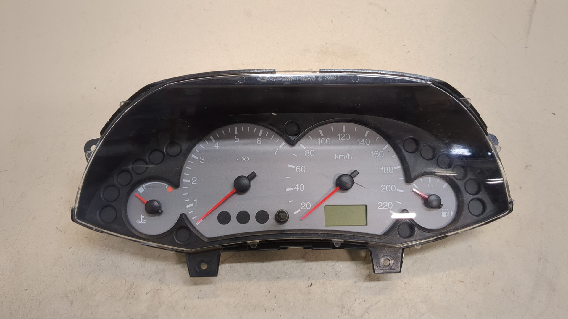 Панель приборов