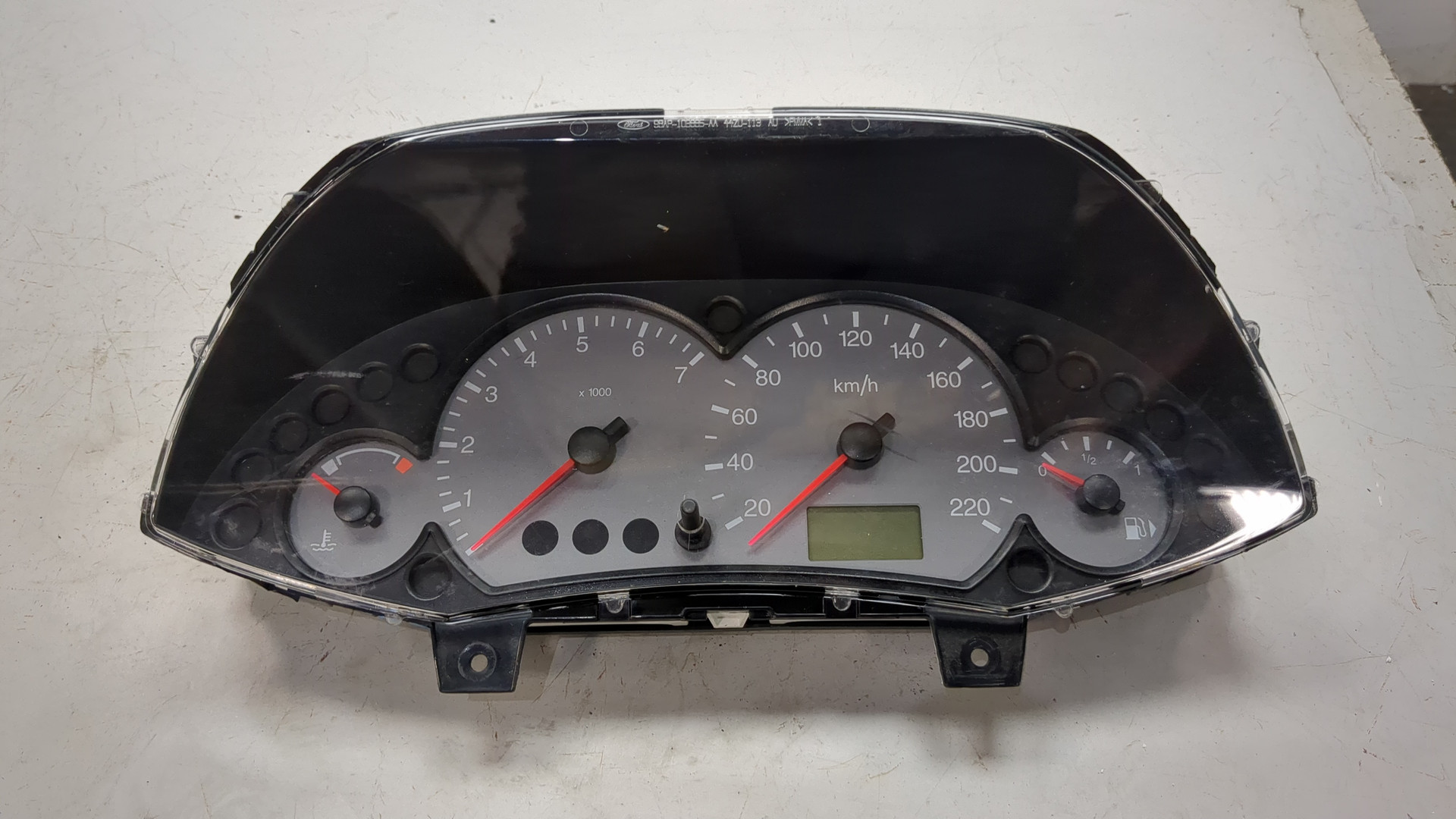 Панель приборов