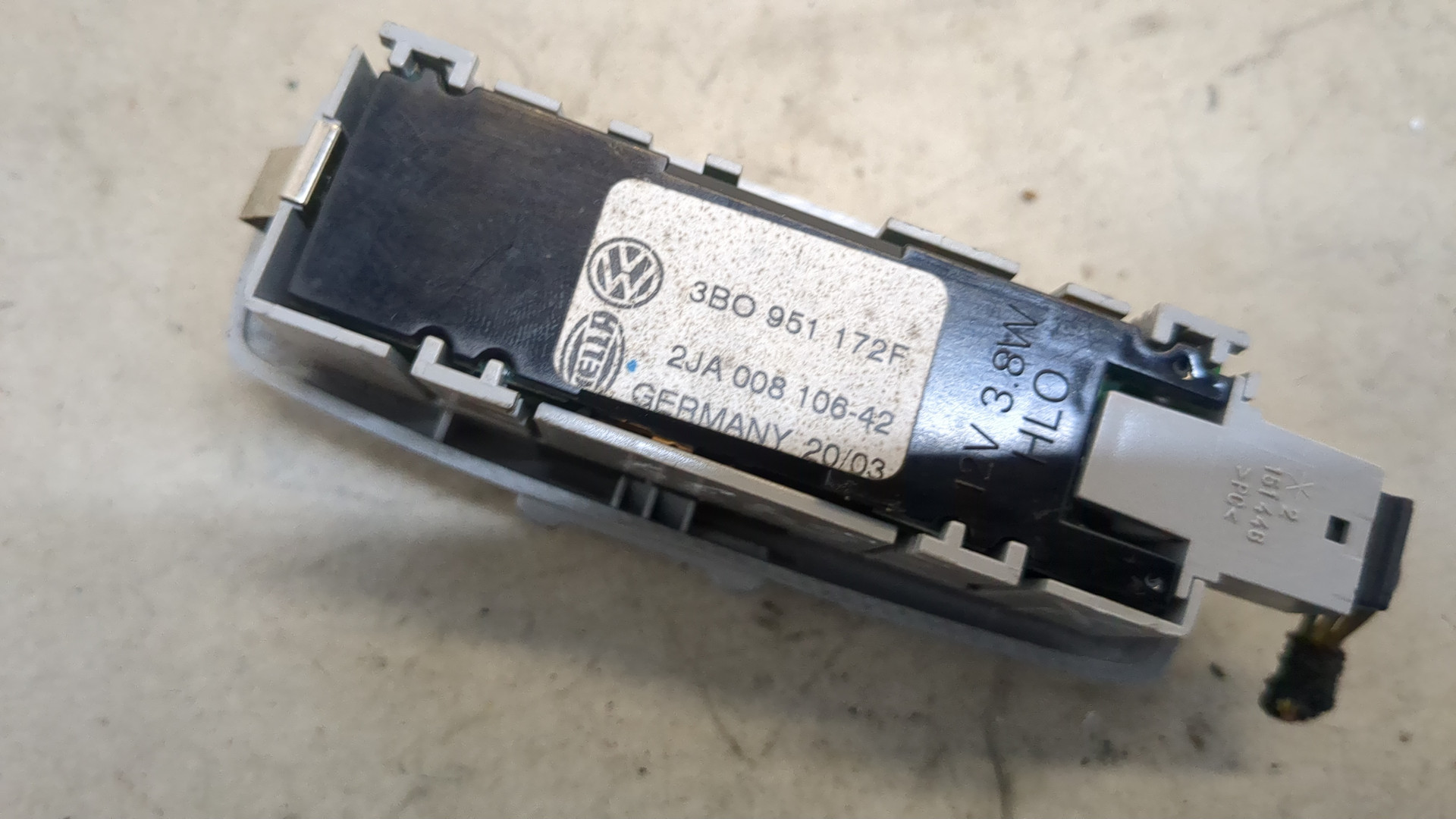 Плафон салонный