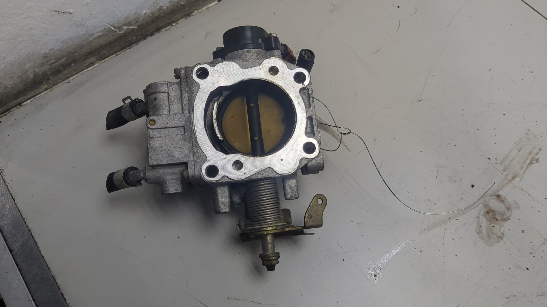 Заслонка дроссельная электрическая