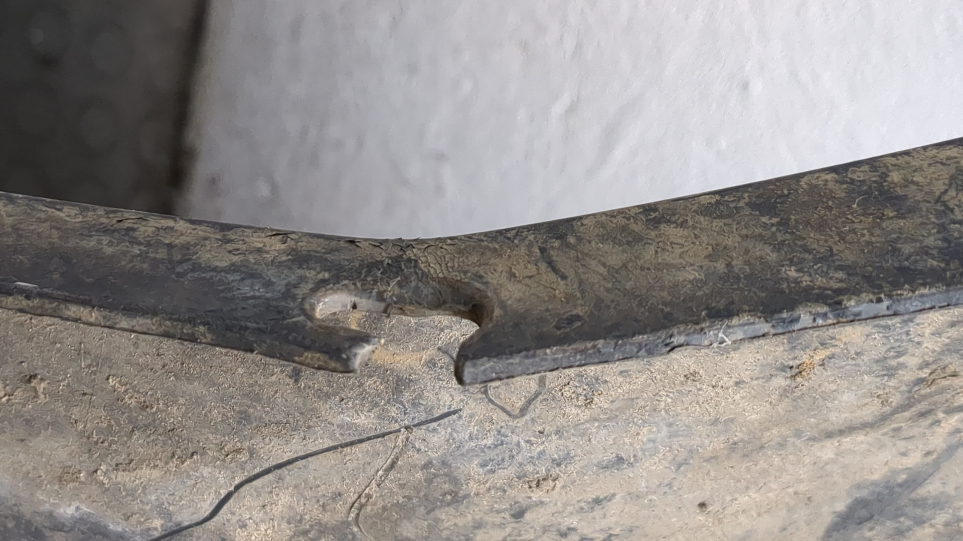 Бампер передний