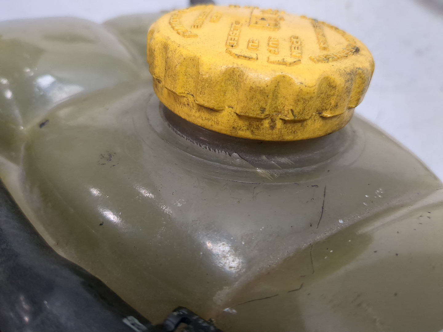 Бачок расширительный