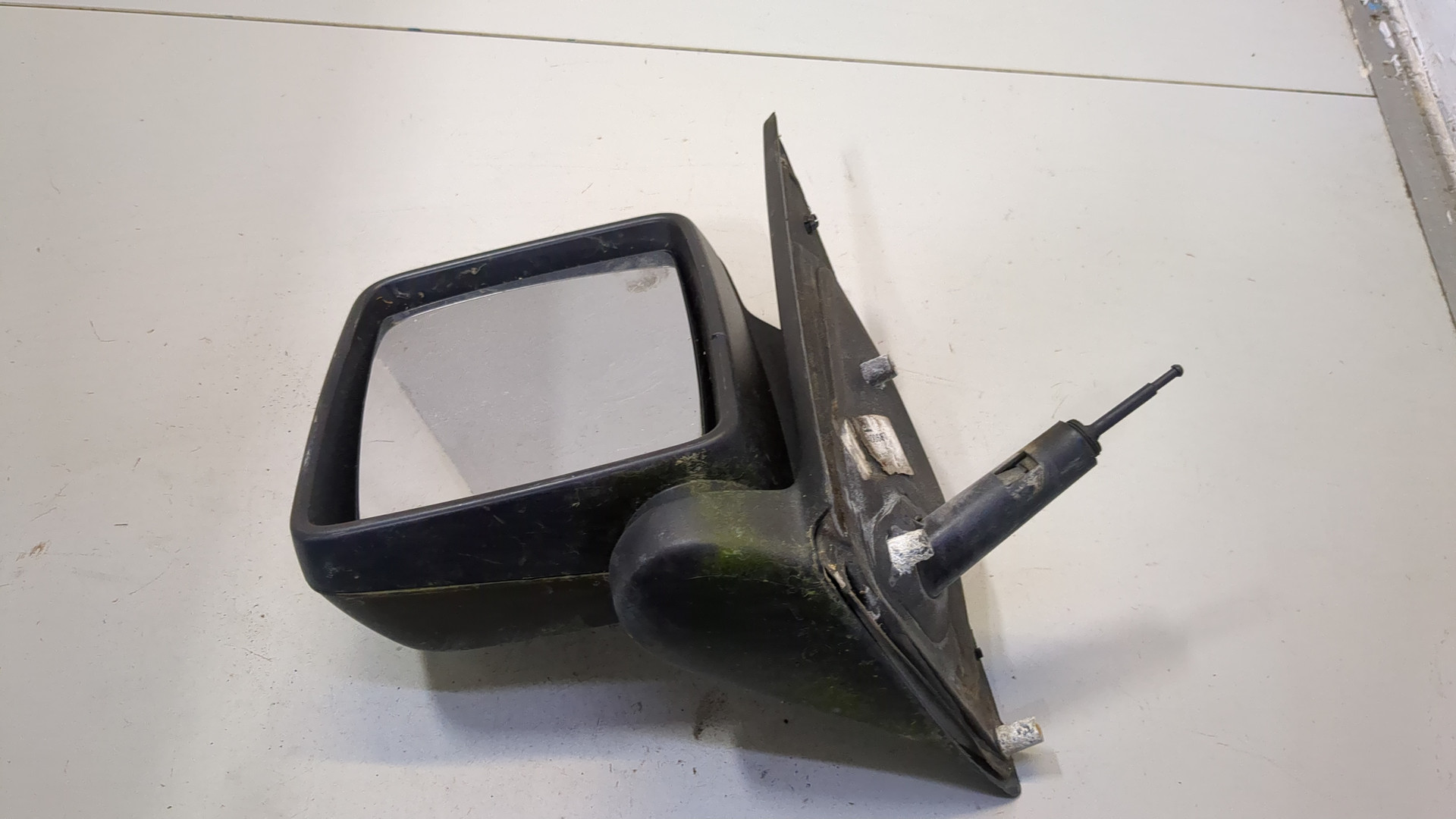 Зеркало левое электрическое