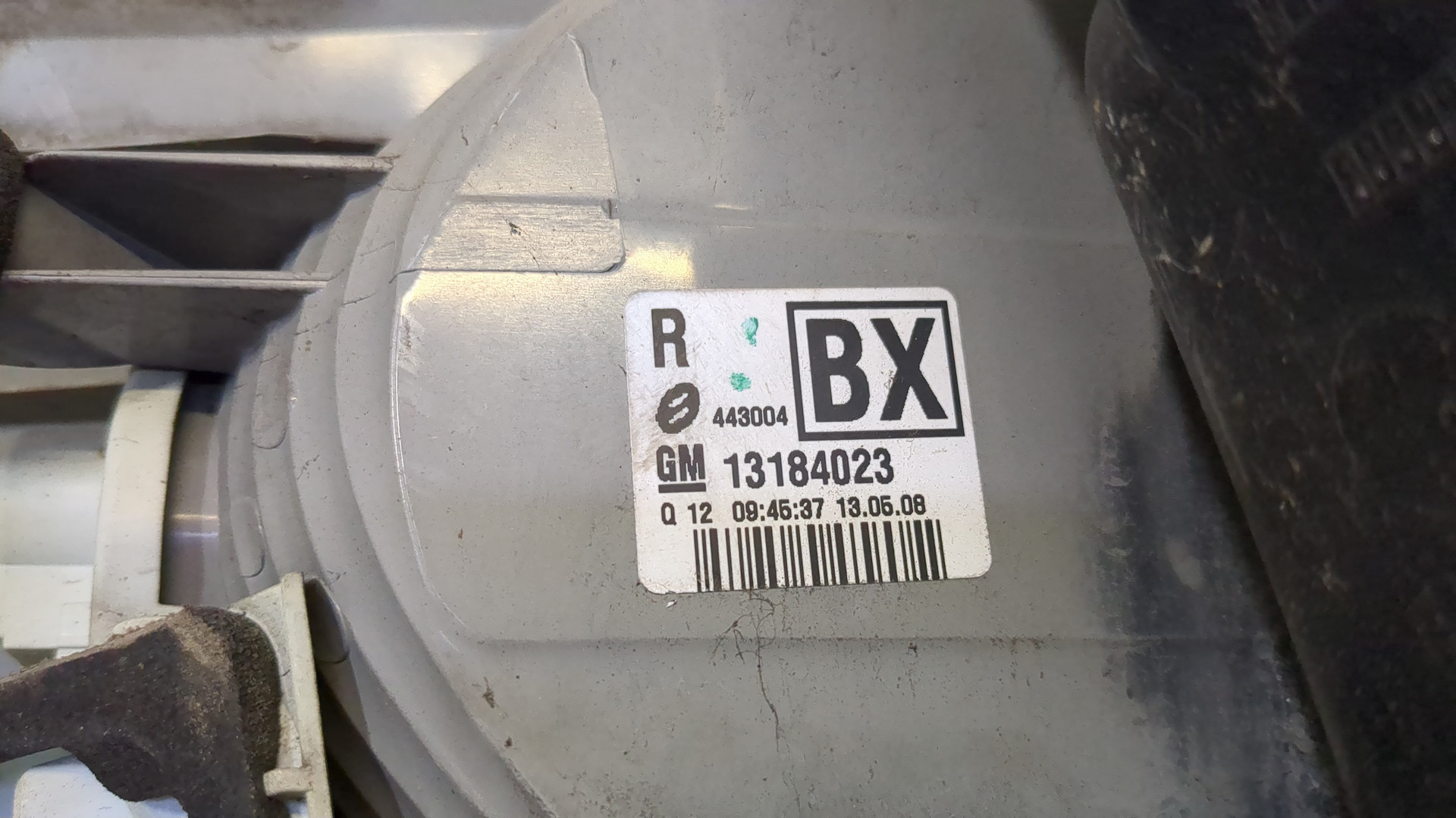 Фонарь задний правый