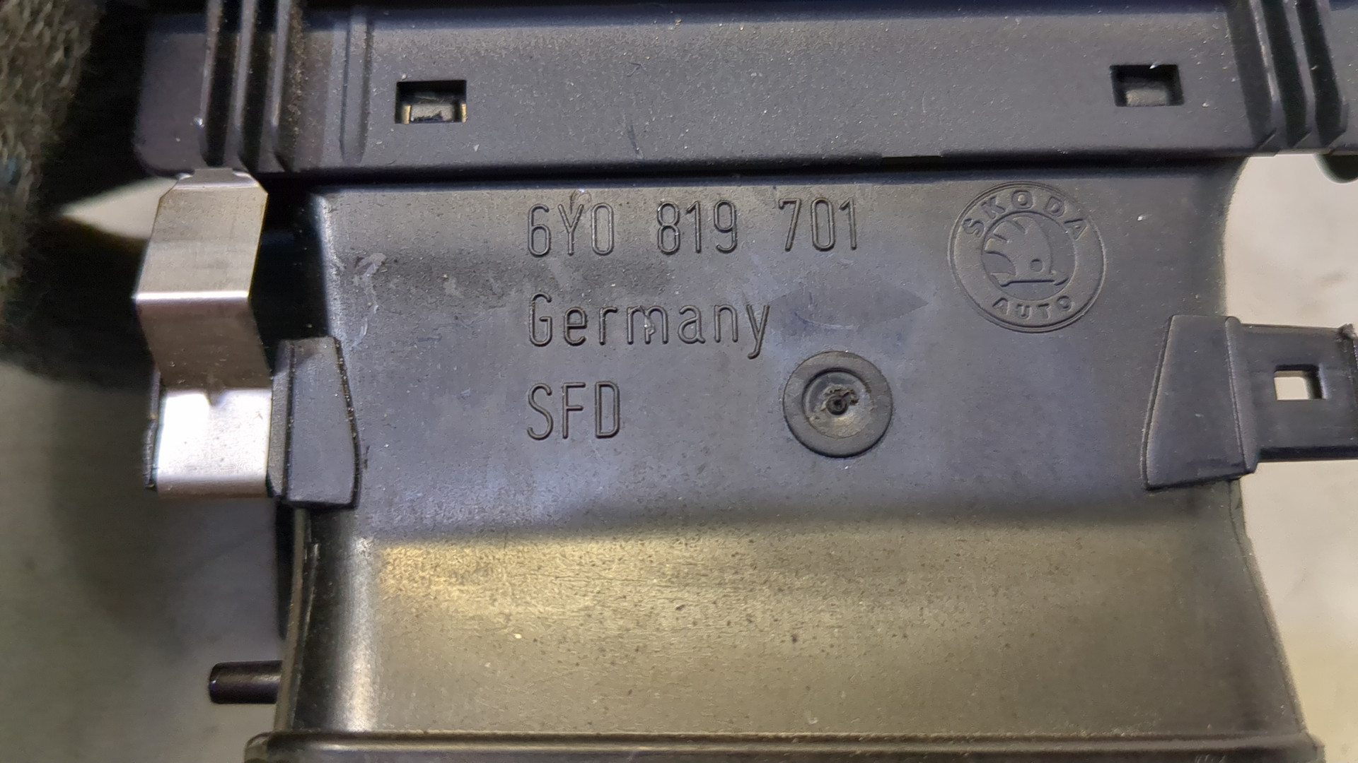 Дефлектор воздушный