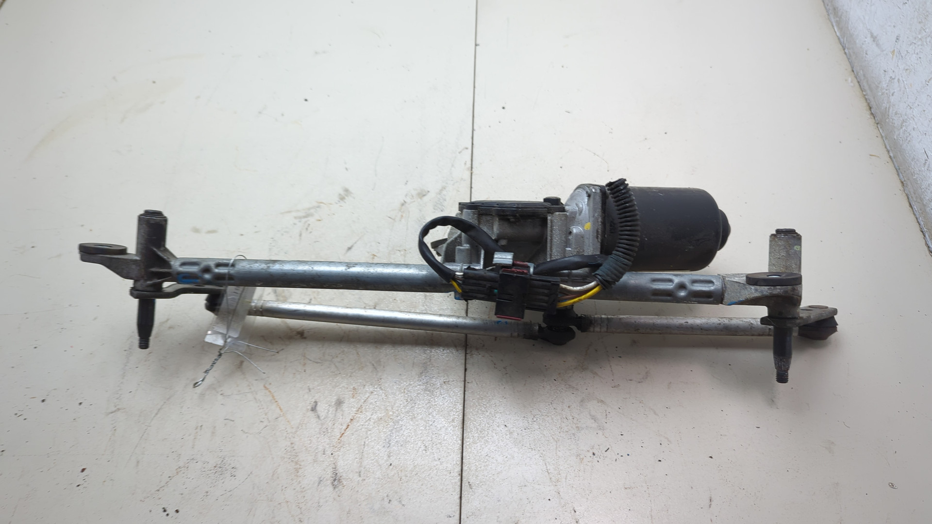 Трапеция стеклоочистителей