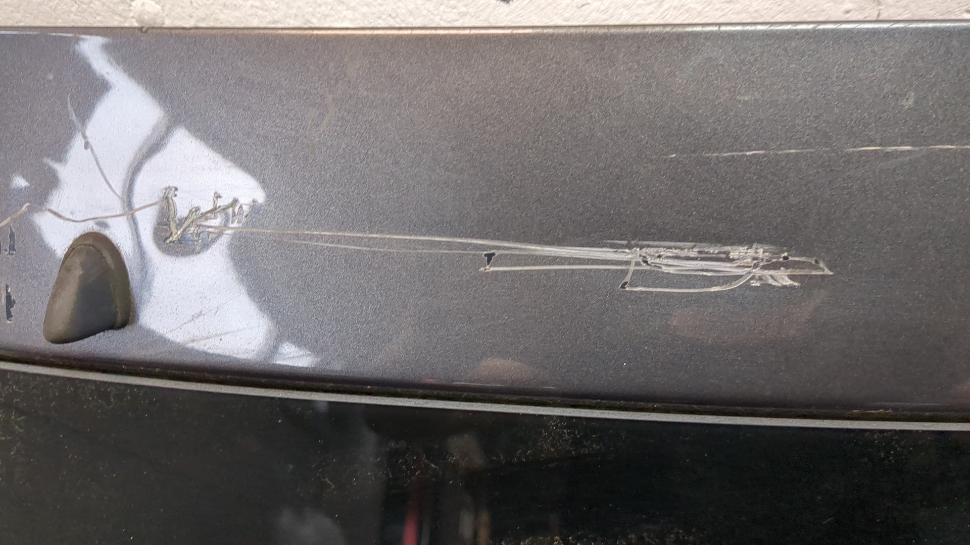 Дверь багажника