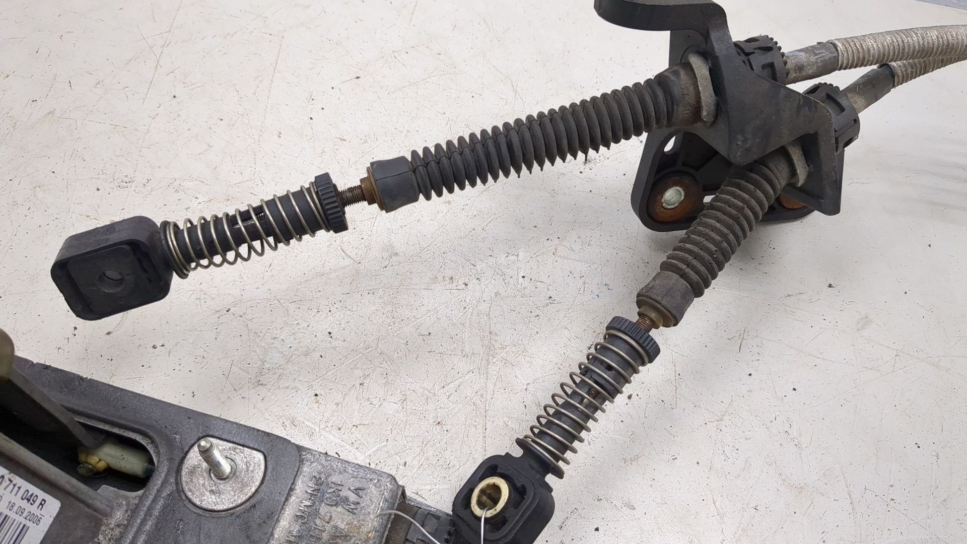 Кулиса МКПП / АКПП