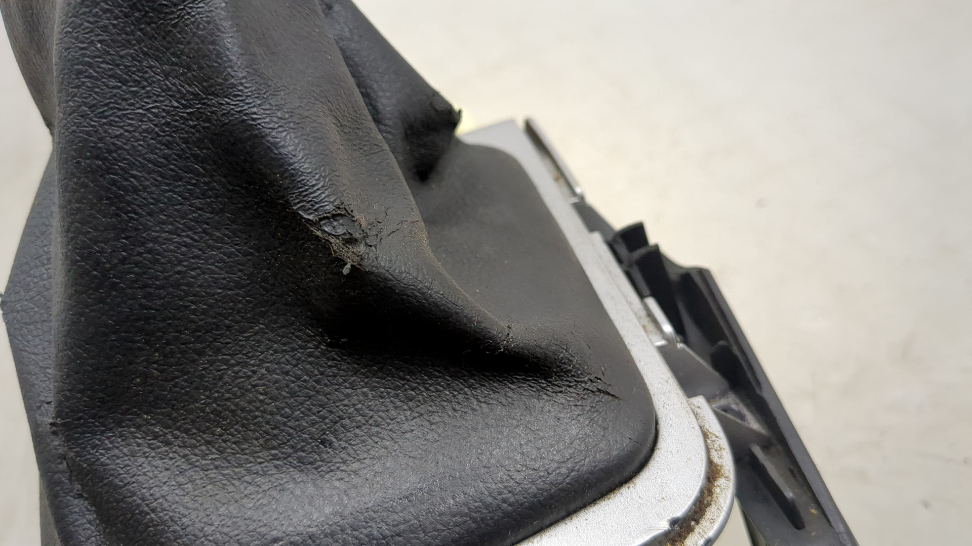 Кулиса МКПП / АКПП