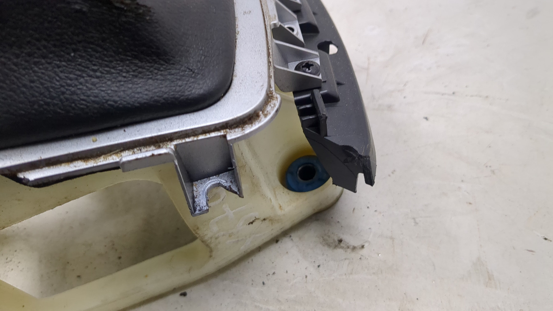 Кулиса МКПП / АКПП