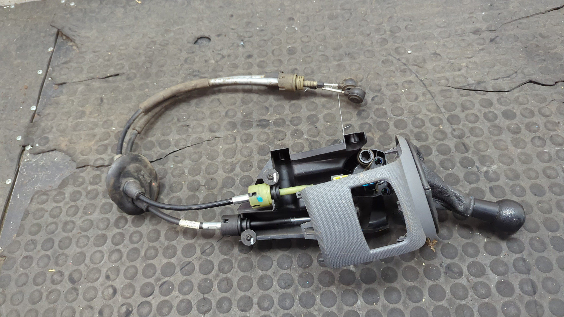 Кулиса МКПП / АКПП