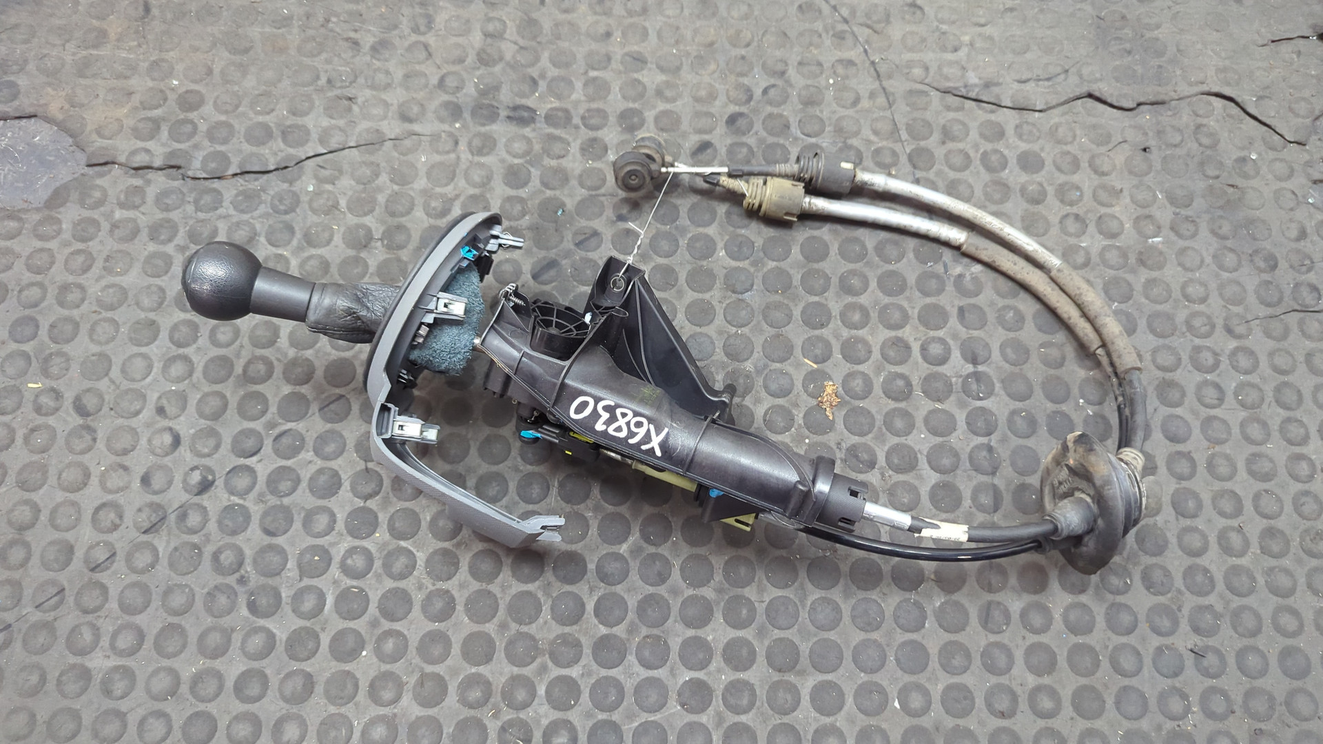 Кулиса МКПП / АКПП