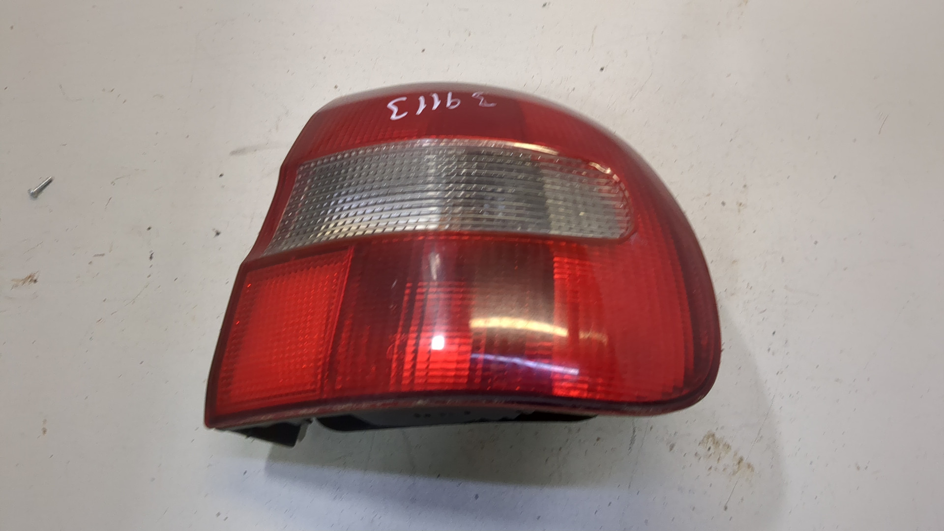 Фонарь задний правый