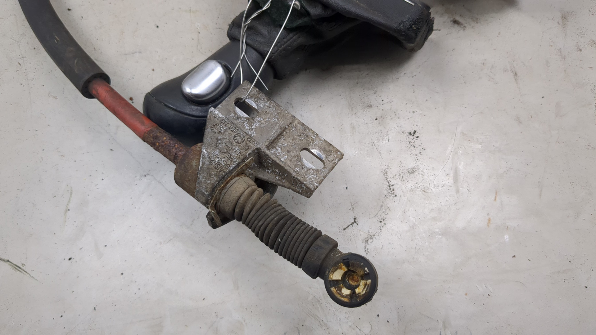 Кулиса МКПП / АКПП