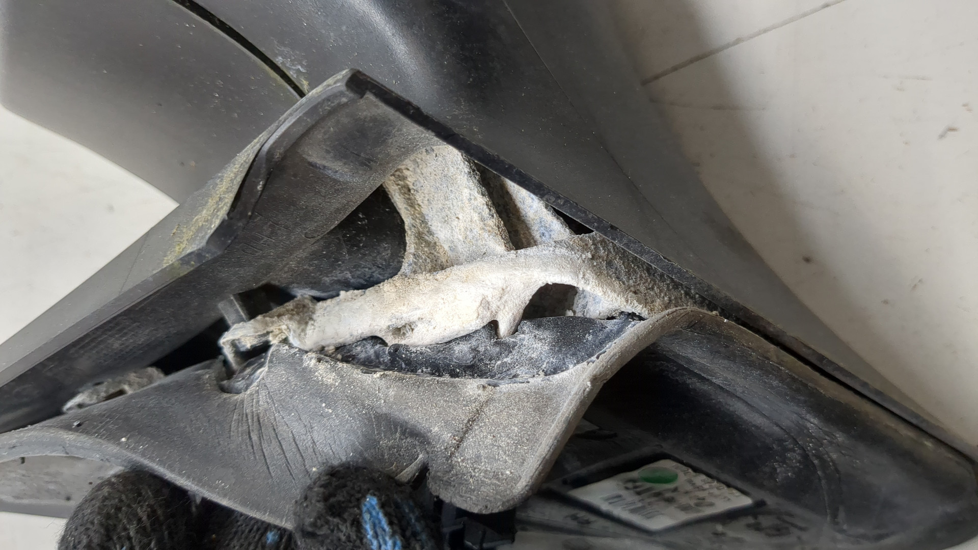 Зеркало правое электрическое