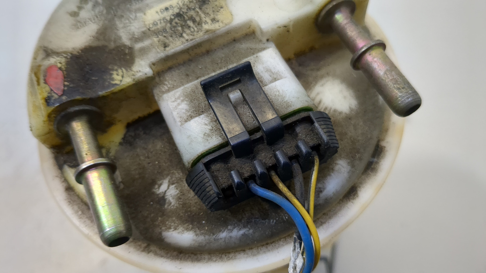 Насос топливный электрический