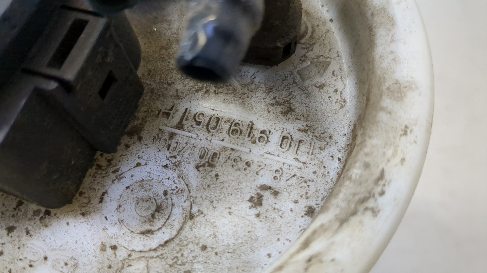 Насос топливный электрический