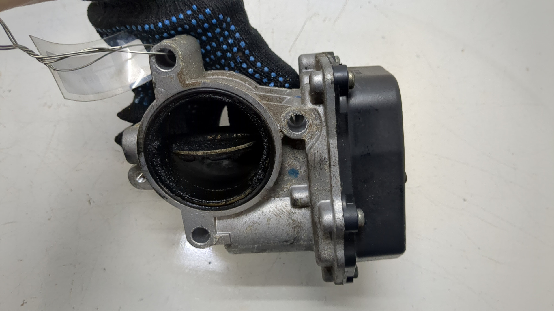 Заслонка дроссельная электрическая