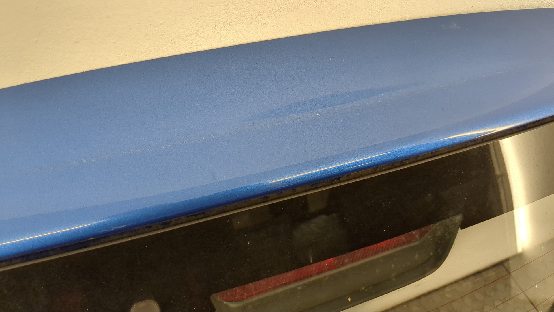 Дверь багажника