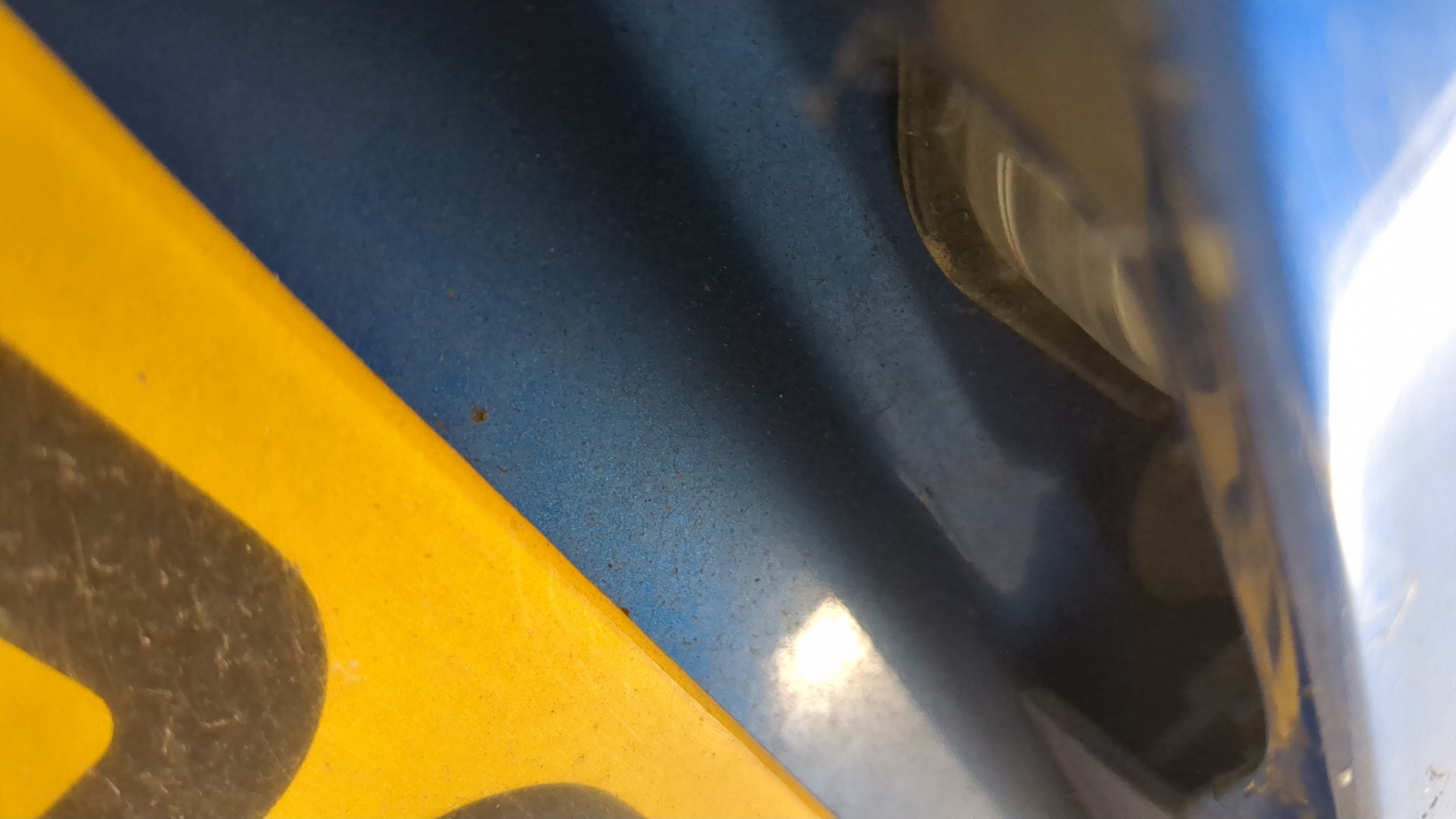 Дверь багажника