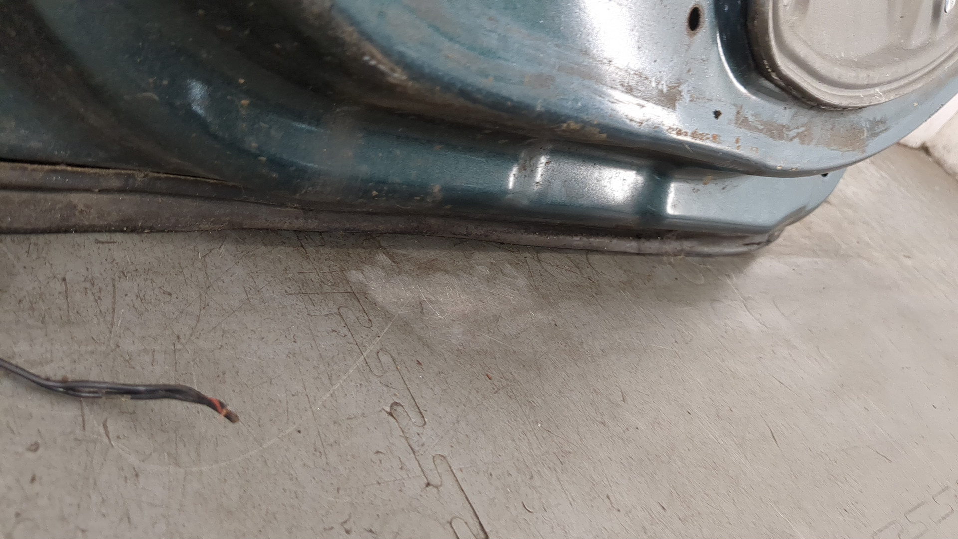 Дверь задняя правая