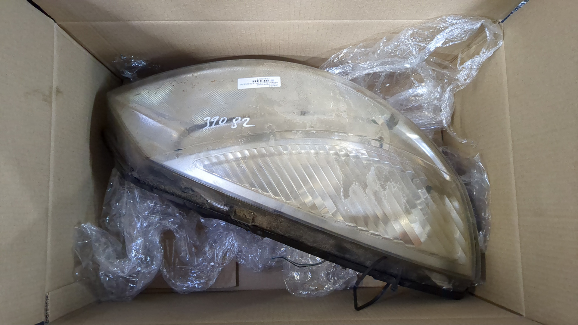 Фара правая