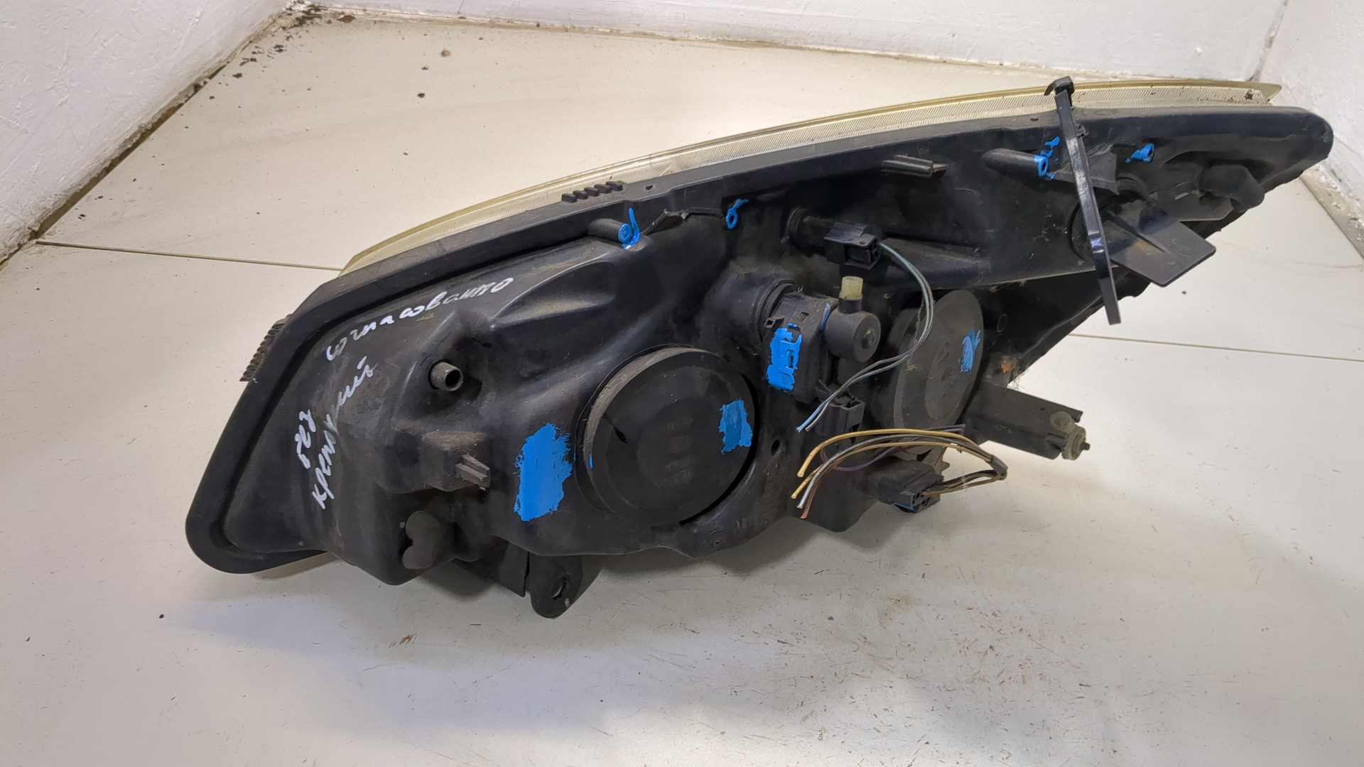 Фара правая