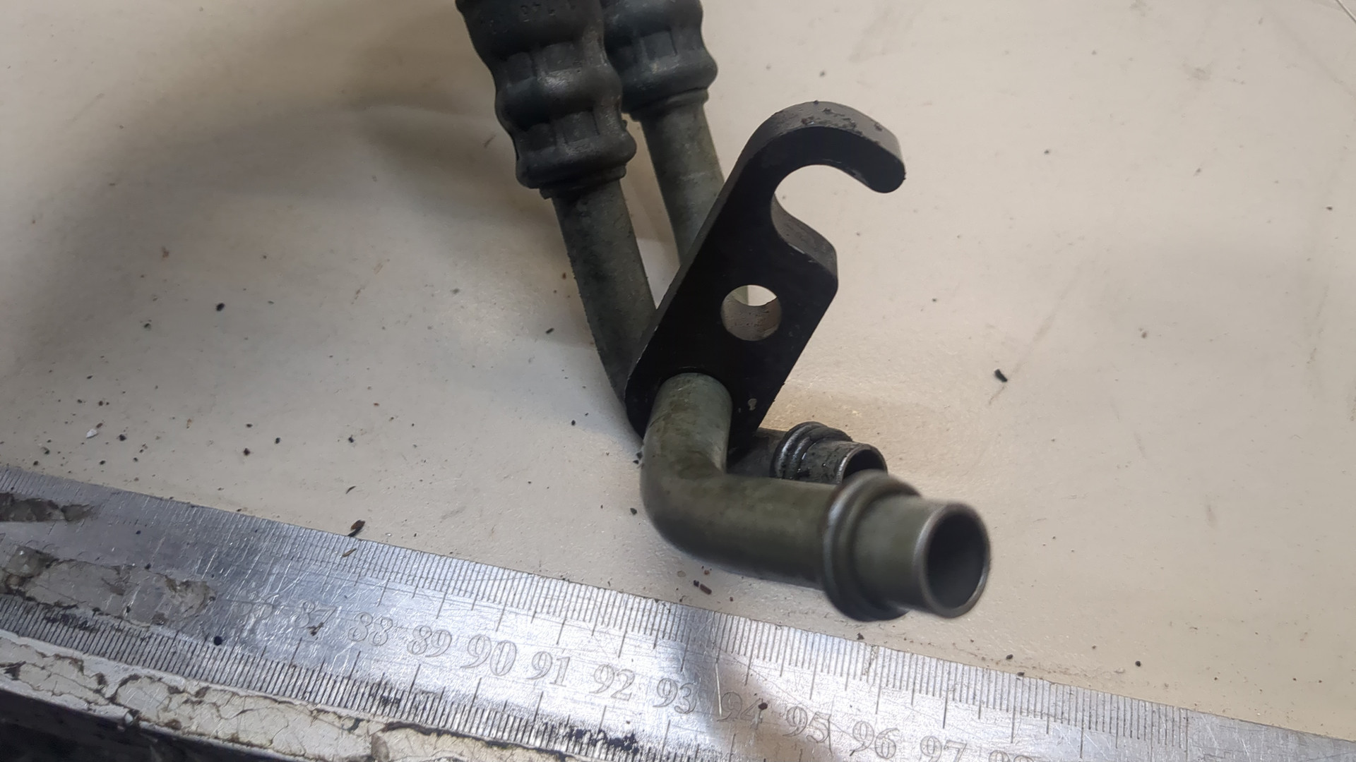 Трубка масляная