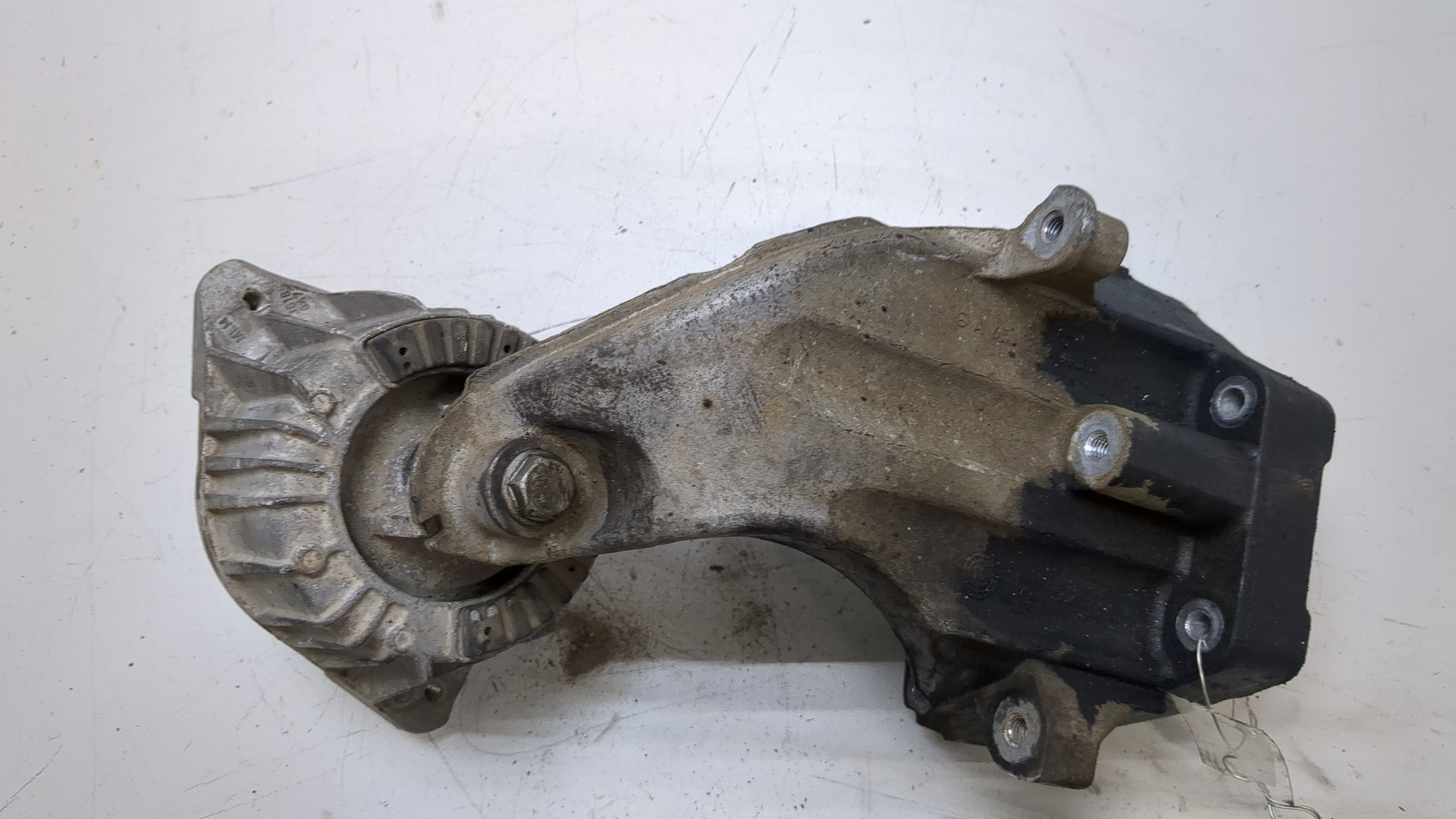 Опора двигателя