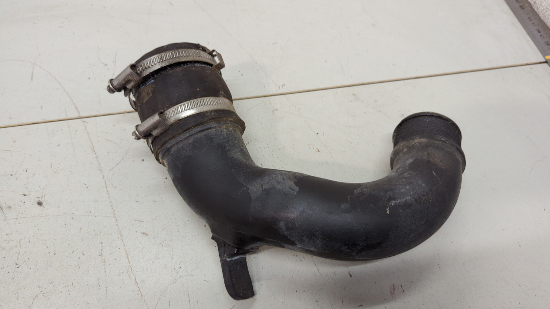 Патрубок интеркулера