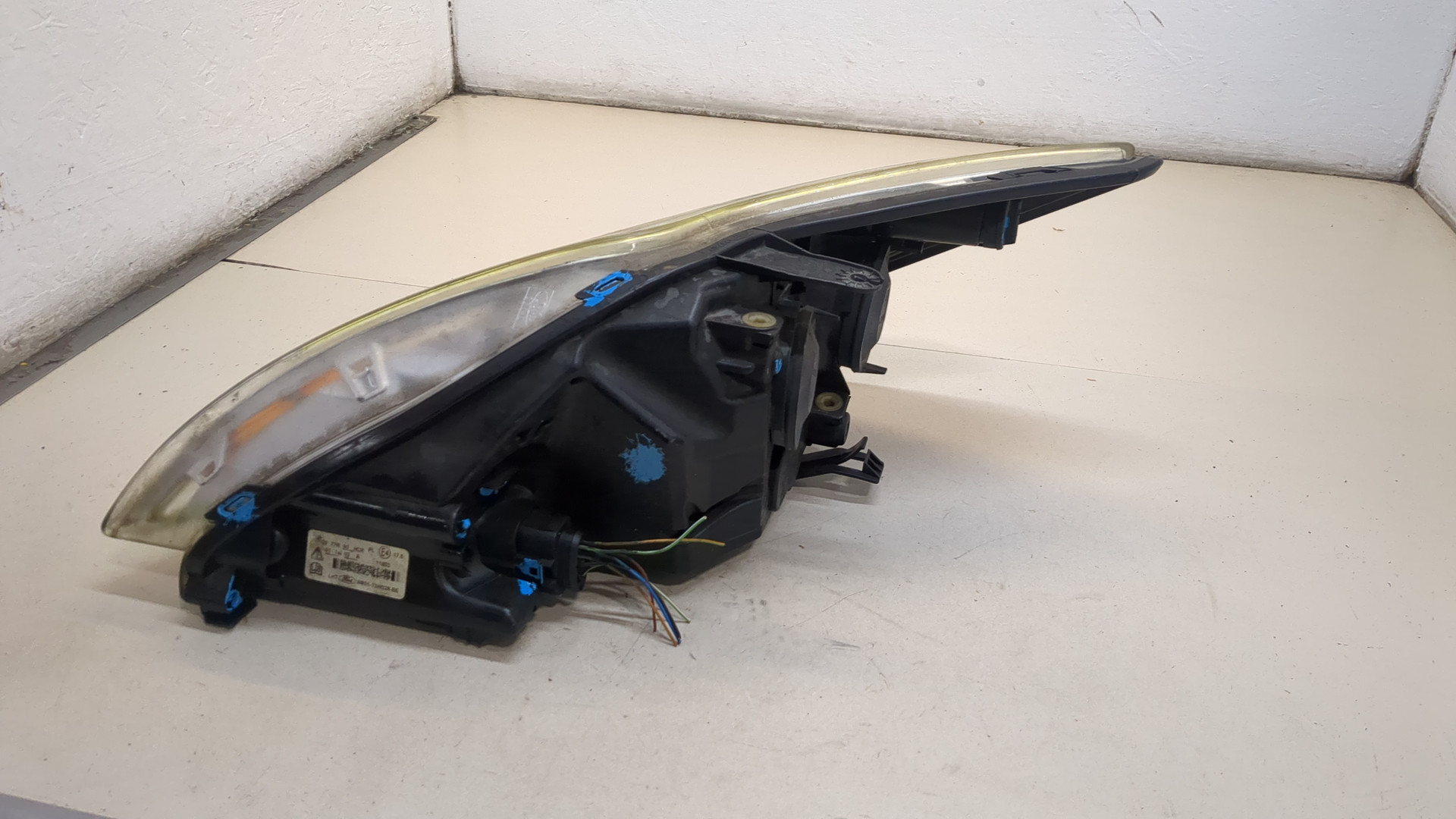 Фара правая