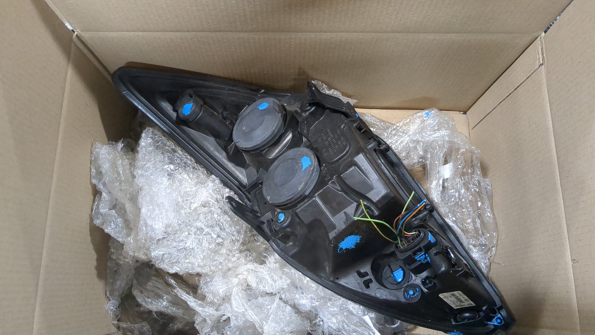 Фара правая