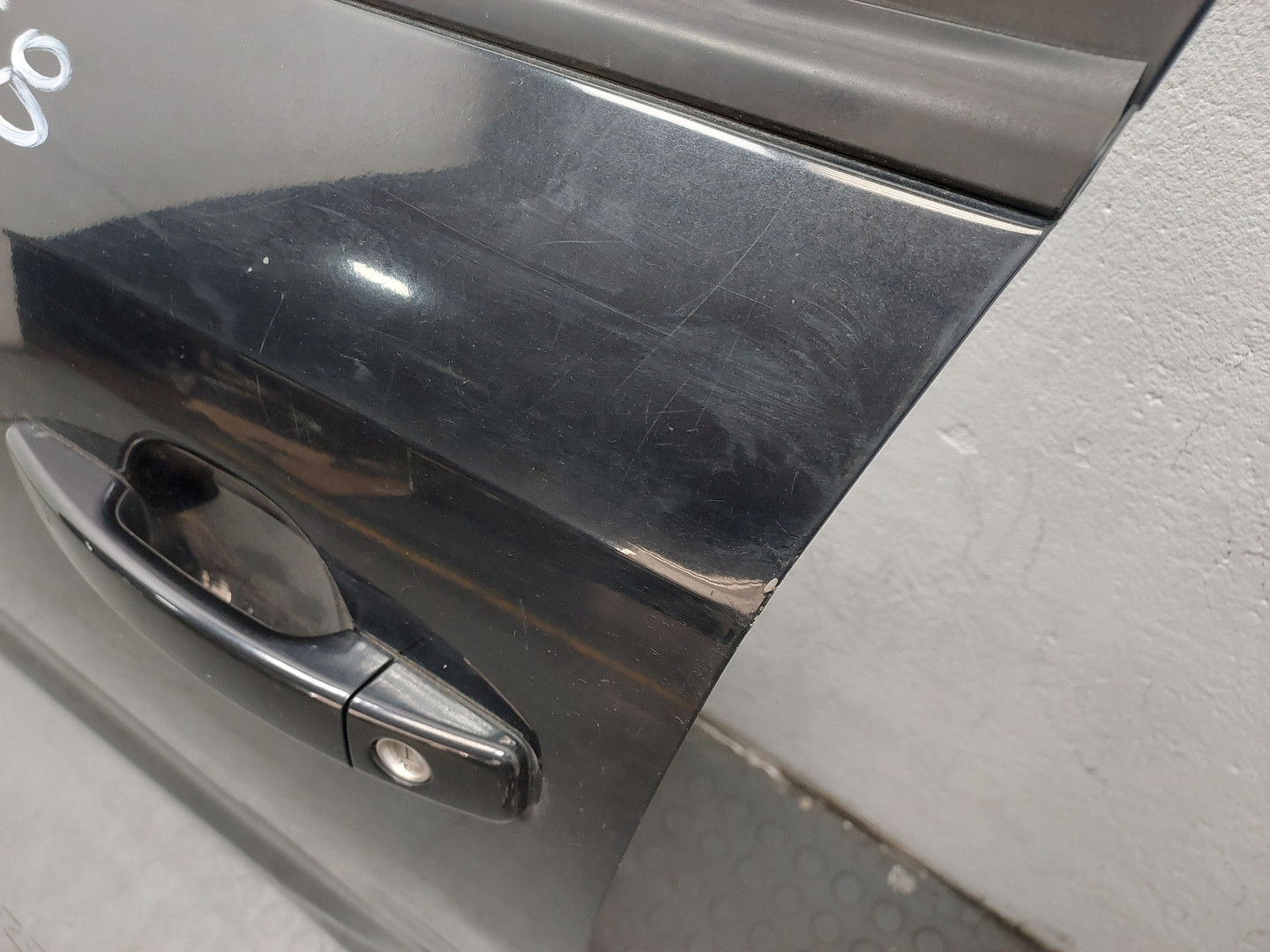 Дверь передняя левая