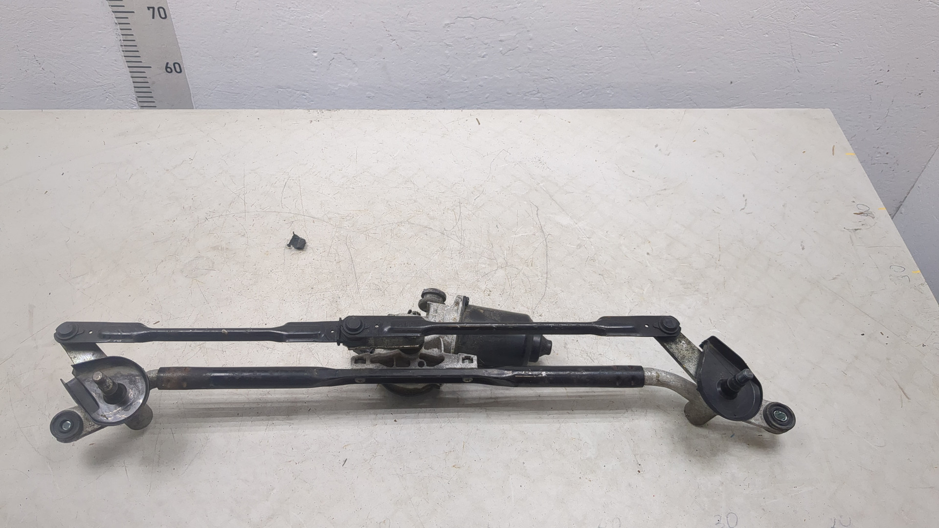 Трапеция стеклоочистителей