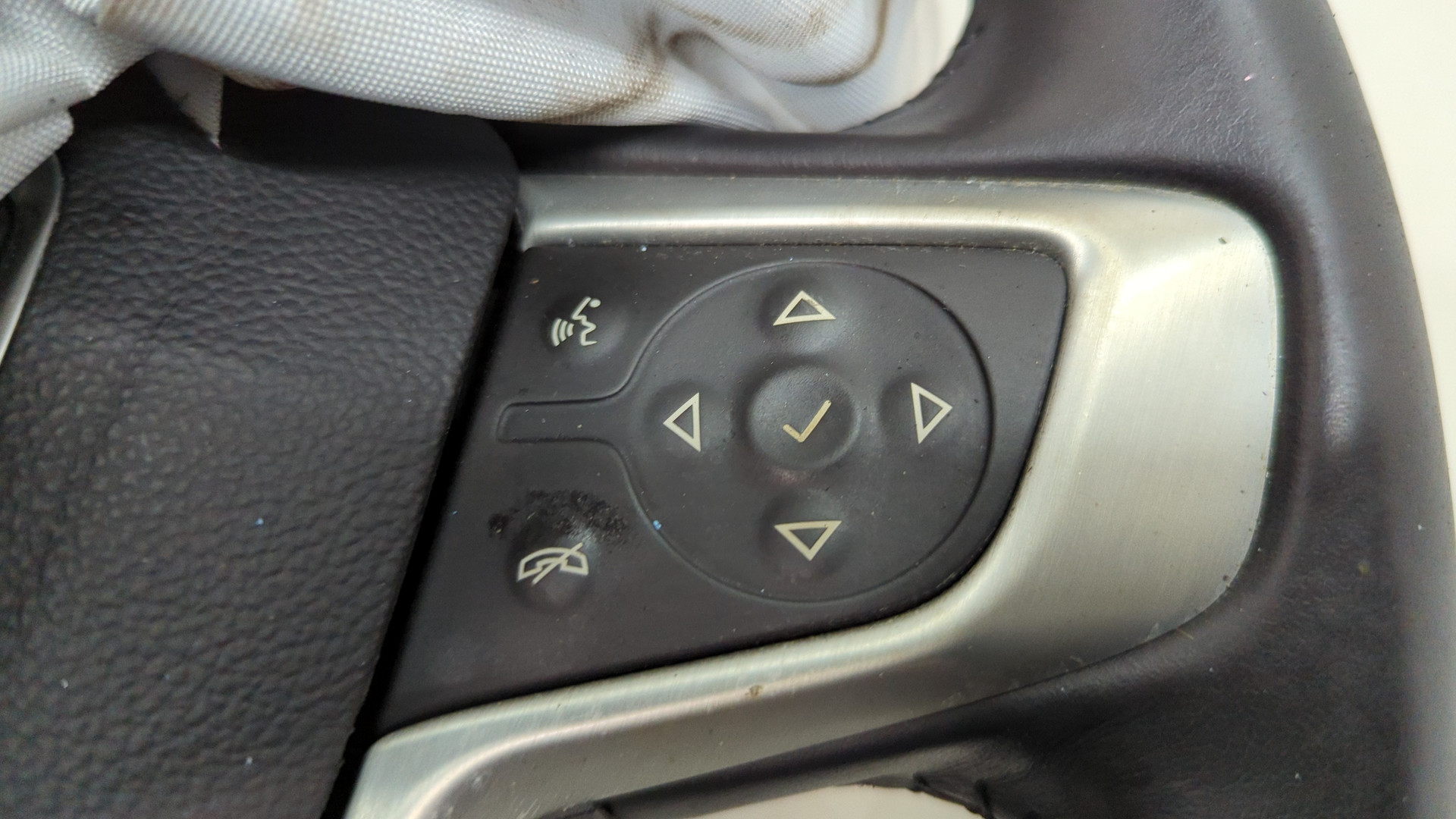 Рулевое колесо (руль)